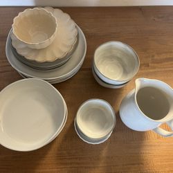 Neutral Ceramic Dish Set + Pitcher (Used)