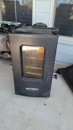 Masterbuilt electric smoker With Cover 