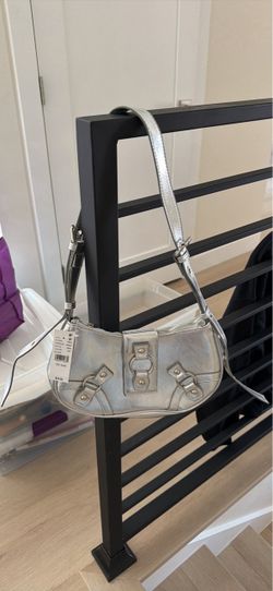 Brand new Pacsun purse