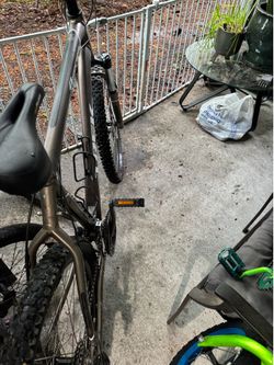 Trek 4 series