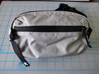 tomtoc, Light Grey, Sling Bag (Local Pickup)