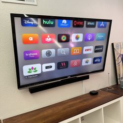 55” Vizio Smart Tv With Swivel Wall Mount