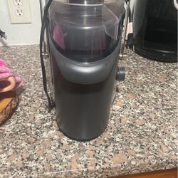 Bella Juicer Machine