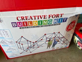 Fort building kit