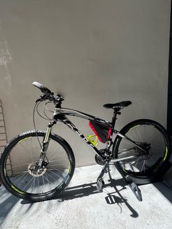 Felt bike size M
