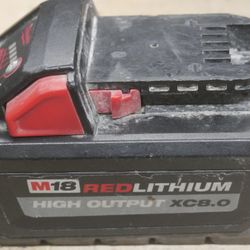 MILWAUKEE 8.0AH BATTERY PRE OWNED 886967-1