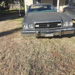  73 Ford Grand Torino 