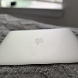 2017- Mac Book Air, 1.8 GHZ
