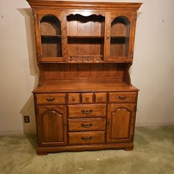 Vintage Wooden Maple Hutch For Sale 