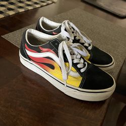 Size 3.5 Vans Old Skool Shoes With Flames