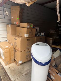 STORAGE UNIT