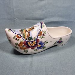 Dutch Ceramic Shoes Clogs Made in Holland 11 Sz, Hand Painting
