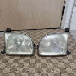 1st Gen Tundra Headlights 