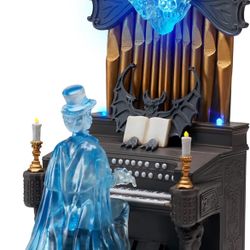 New In Box! Collectible! Spirit Halloween-Disney Haunted Mansion Victor Geist Light Up Statue