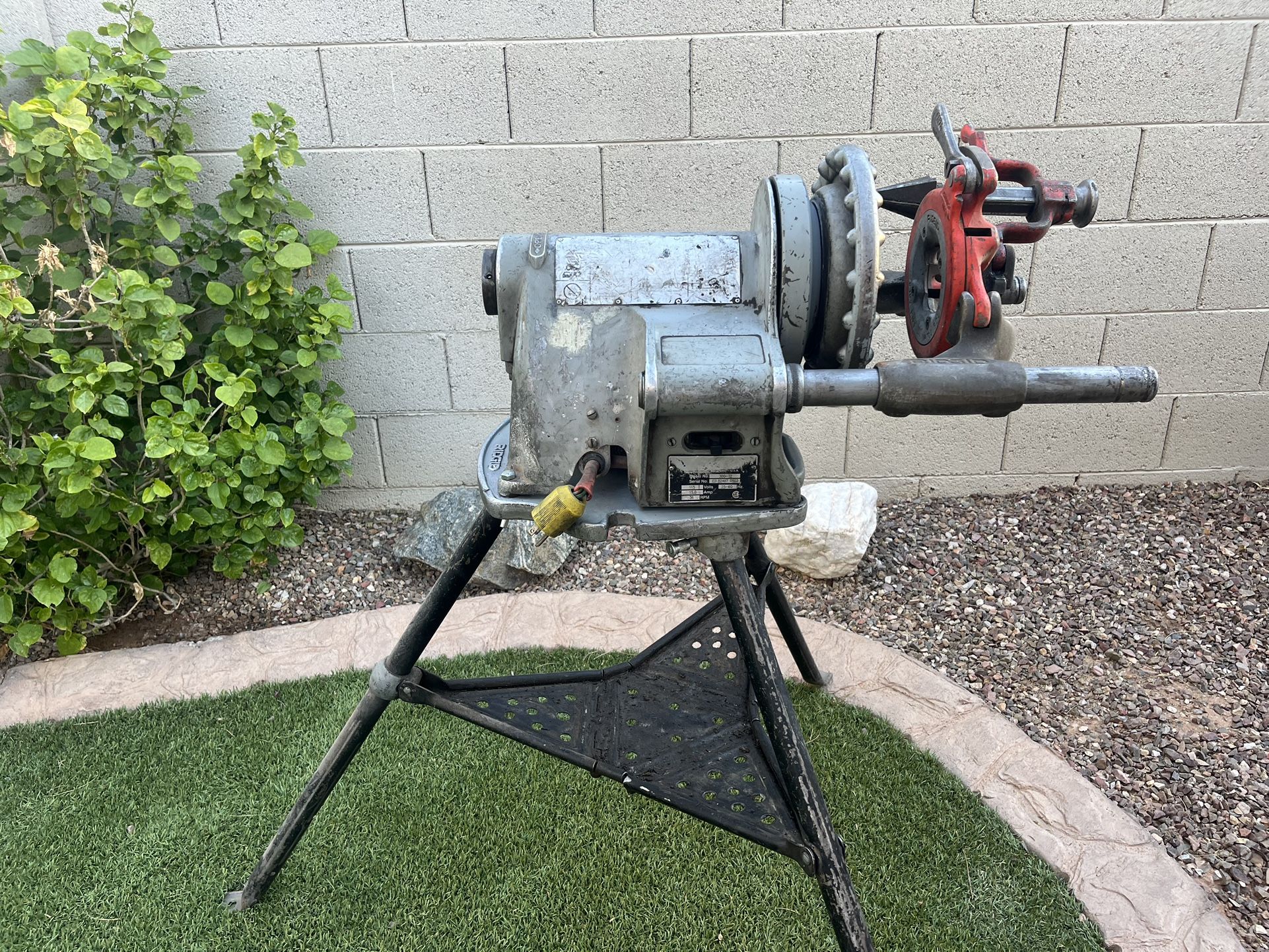 Ridgid 300 Threading machine