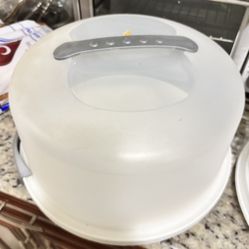 Sterlite Lg Cake Holder