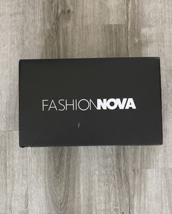 Fashion Nova Slides