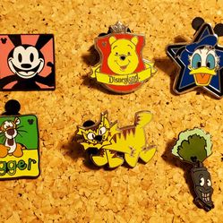 Lot of Disney Trading Pins. Lot 104