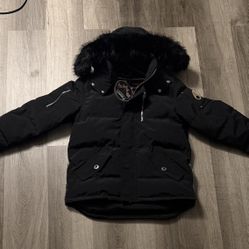 Moose Knuckle  SIZE LARGE