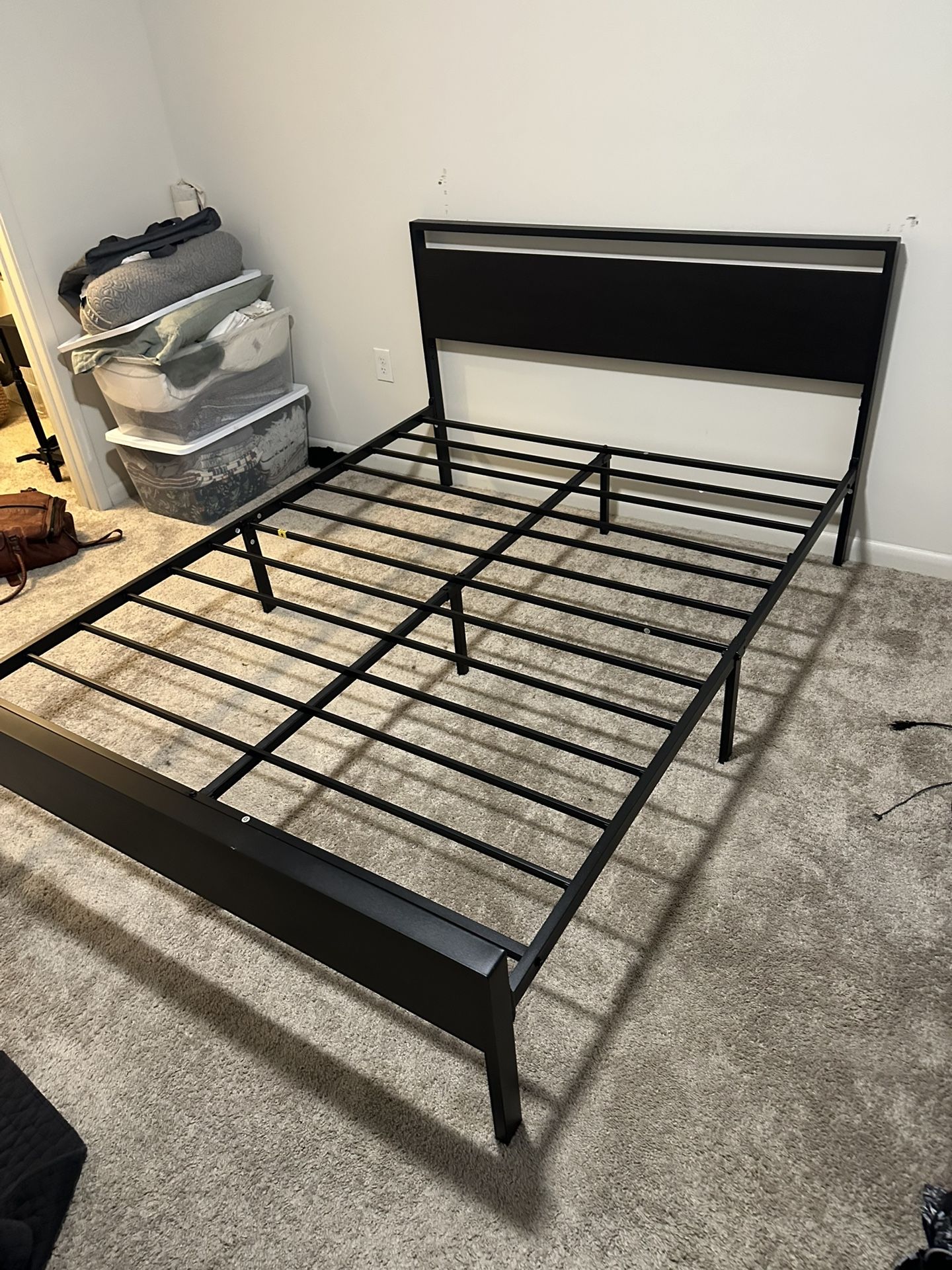Queen Metal Bed Frame, Black