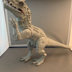 Jurassic World  Indominus T Rex With Light And Sound