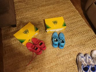 Adidas Crayola  Pink And BLue The  price Is Per Set  