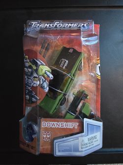 Transformers Cybertron Deluxe Class Downshift figure