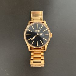 Nixon Watch