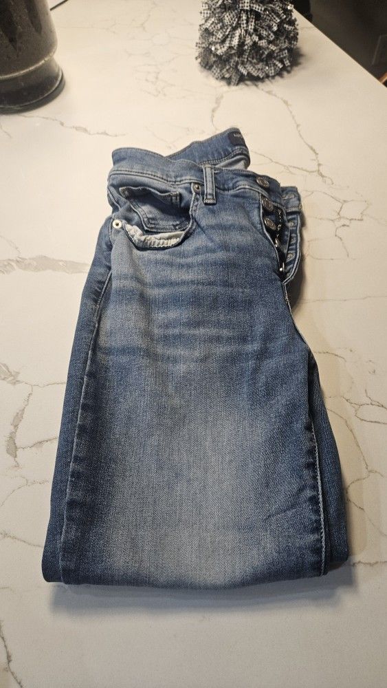 Woman's Clothing  LUCKY Jeans  Size 6 