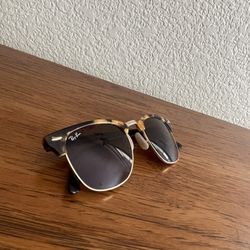 Ray Ban CLUBMASTER  Sun Glasses 