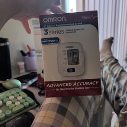 Omron 3 Series Digital Blood Pressure Monitor - Advanced Accuracy