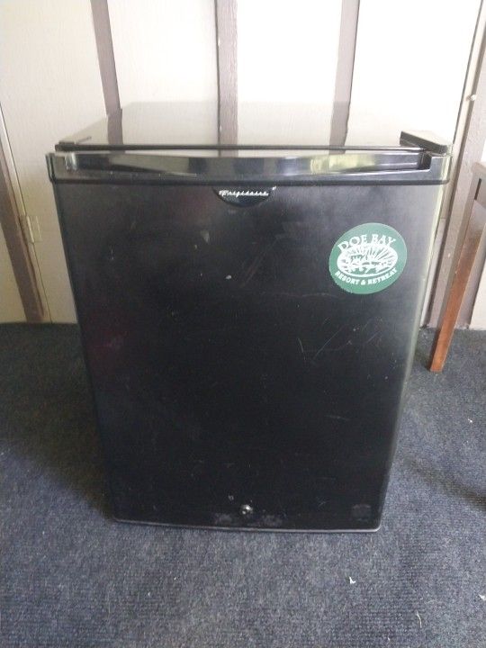 small refrigerator works very well cheap