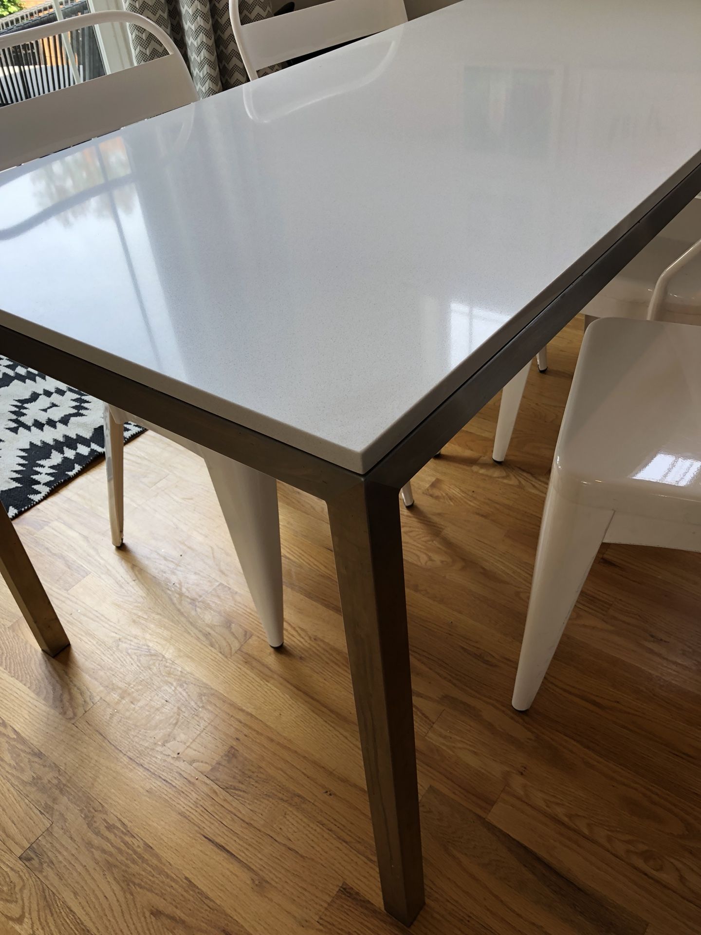 Room and Board Portica table