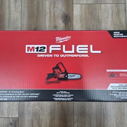 NEW Milwaukee M12 Fuel Brushless Hatchet 6" Chain Saw 2527-20