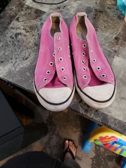 Pink converse size 3