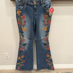 INC International Concepts Denim Blue Flare Jeans featuring floral embroidery Size 8