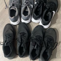 Nike Tennis Shoes