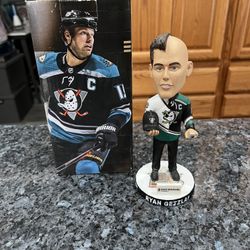 San Manuel Ryan Getzlaf Anaheim Ducks 25th Anniversary Bobblehead.  Brand new only removed from the box to take the pictures.  Smoke free home 
