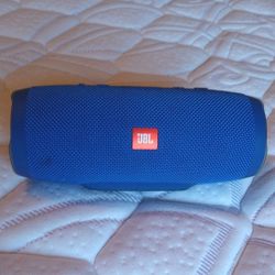 JBL Charge 3