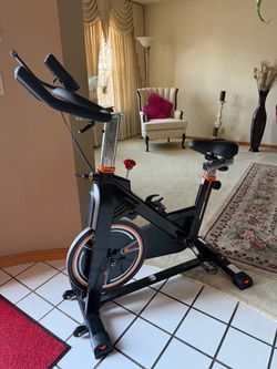 Exercise bike YOSHUDA