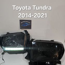 Toyota Tundra 2014-2021 Headlights 