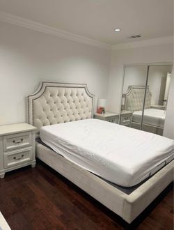 Bedroom set with dresser and mirror