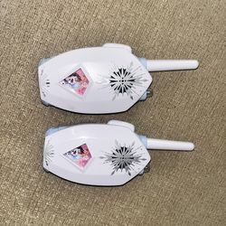 Elsa Walkie Takies
