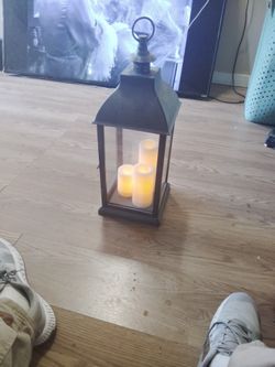 Lamp With Light Up Candle's