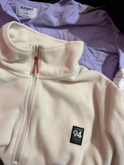 Women Crop Sweaters