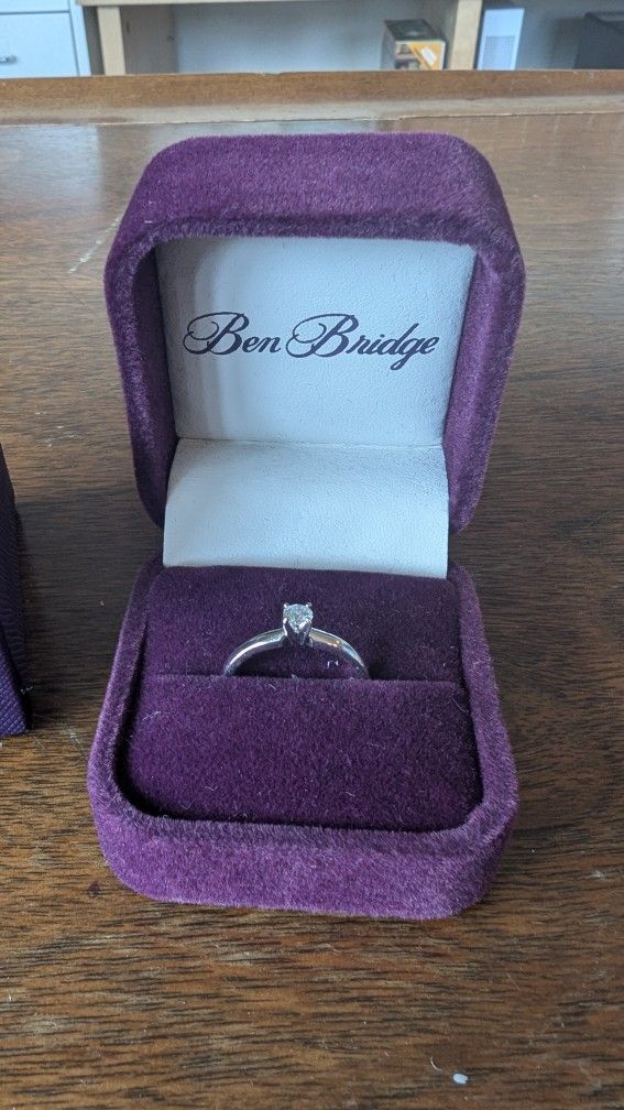 Ben Bridge Diamond Wedding Ring – 14KT White Gold – $599 (Never Worn)