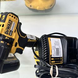 Dewalt Brushless Driver 