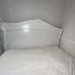 BED FRAME+ MATTRESS