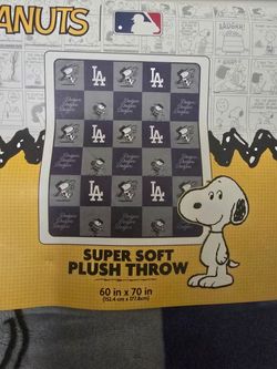 Peanuts x LA Dodgers Plush Throw Blanket