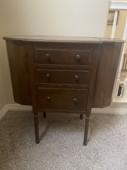 Vintage/Antique Martha Washington Sewing Table